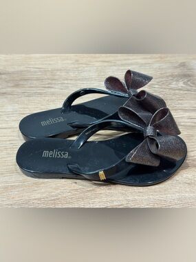 NEW Kids' Mini Harmonic Black Glitter Bow Flip Flop Size 11